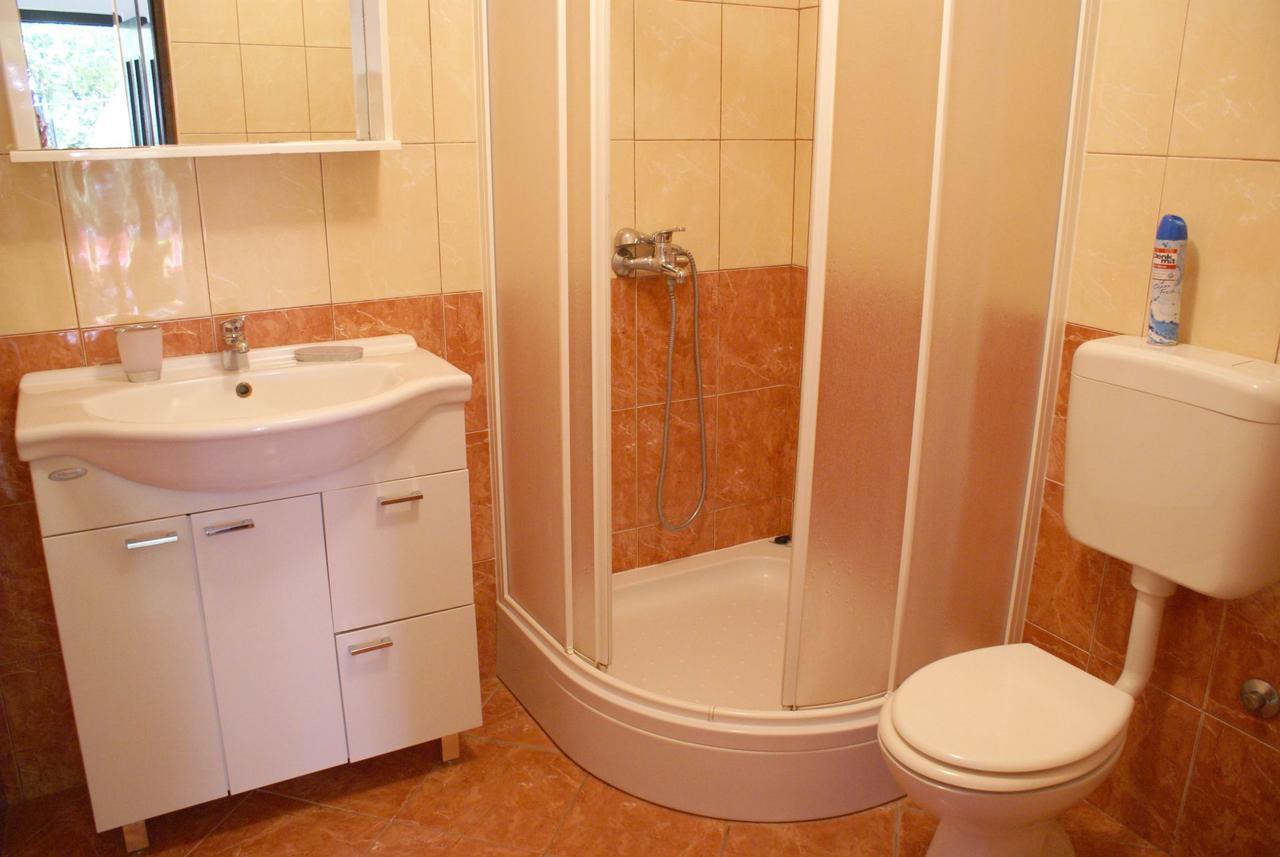 Apartment Ana M Krk Town Eksteriør bilde